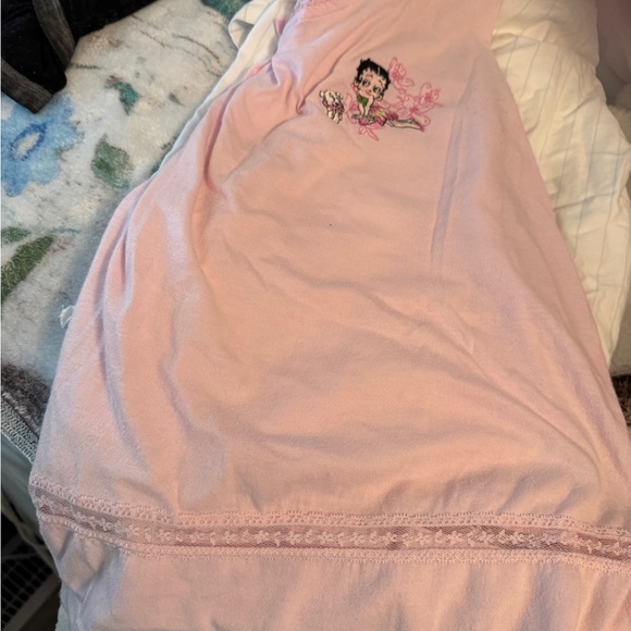 Betty Boop Pink Pajama Top with Floral Design - Picture 2 of 9